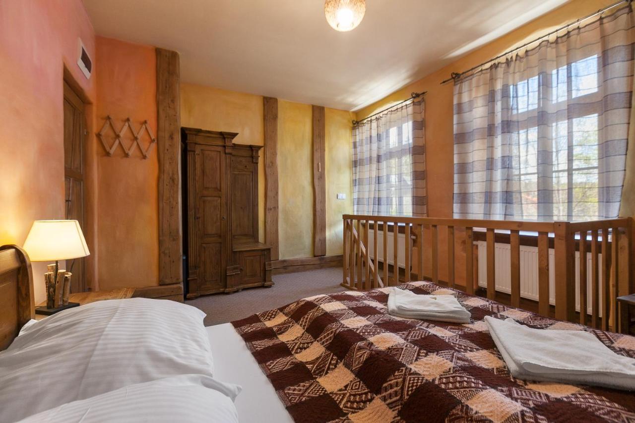 Gosciniec Pod Lipa Bed and Breakfast Szklarska Poręba Buitenkant foto