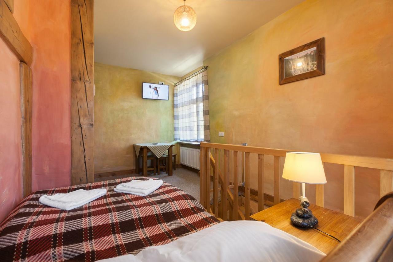 Gosciniec Pod Lipa Bed and Breakfast Szklarska Poręba Buitenkant foto