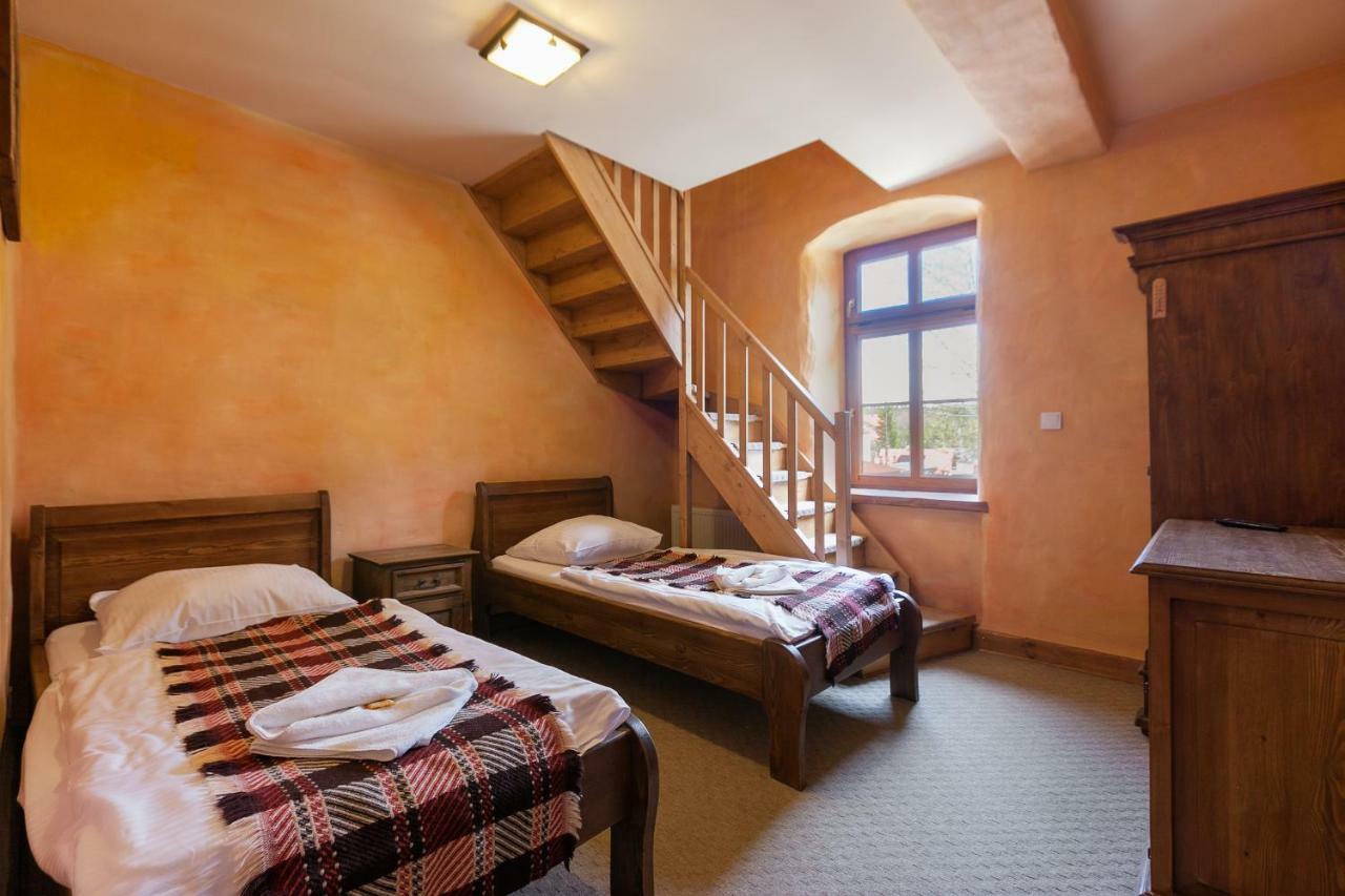Gosciniec Pod Lipa Bed and Breakfast Szklarska Poręba Buitenkant foto